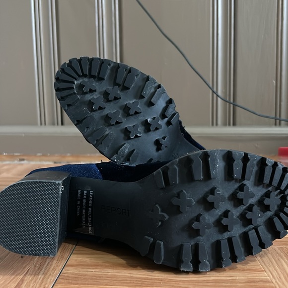 Navy Velvet heel bootie. NWOT - Picture 5 of 5